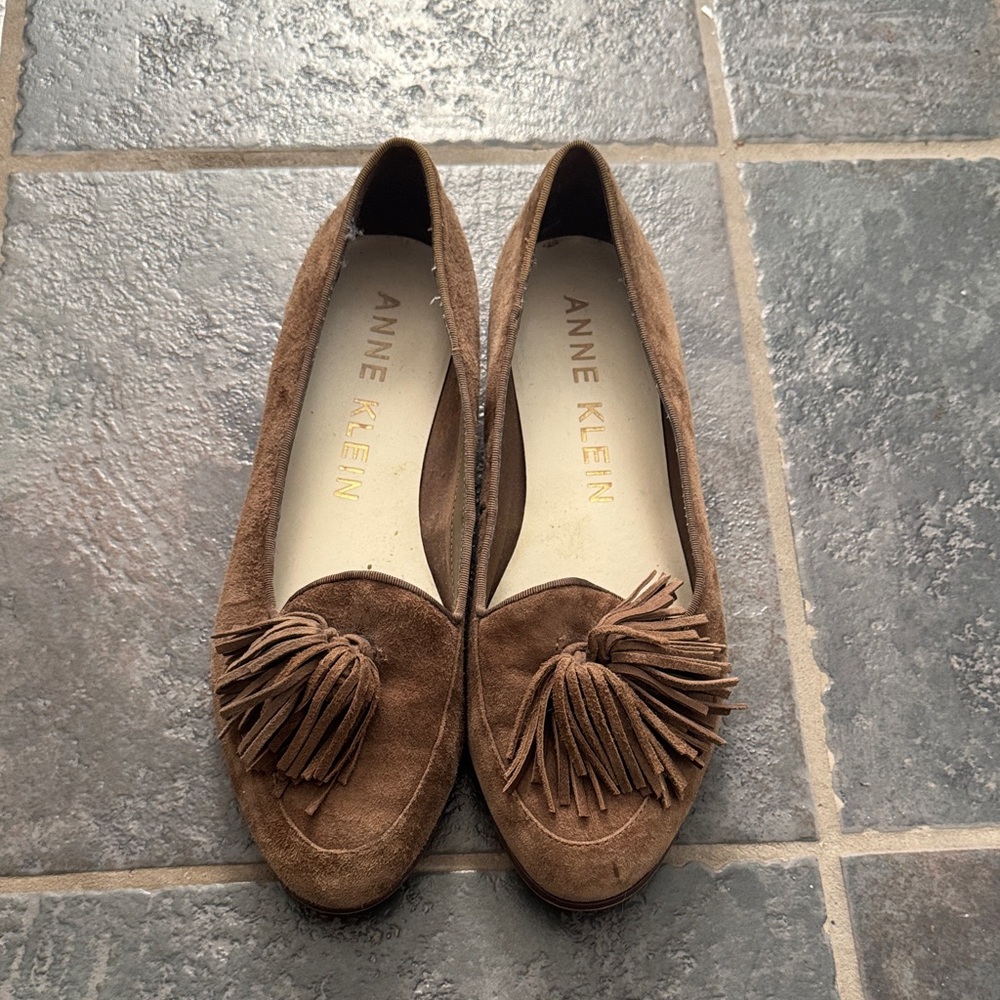 Anne Klein Tan Suede Tassel Loafers